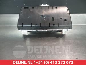 Toyota Corolla Verso Odometer KM O305106 photo 2