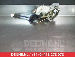 Suzuki Liana Türschlossmechanik 4-türig rechts hinten O281774 foto 2