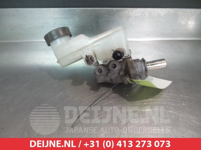 Toyota Yaris Hoofdremcilinder O337019