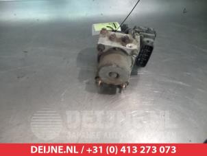 Toyota Yaris ABS Pomp O338421 foto 2