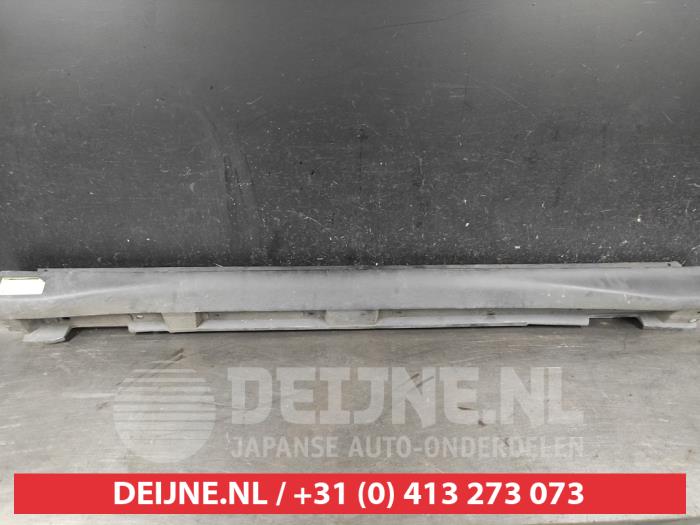 Lexus RX Seitenschürze links O292285