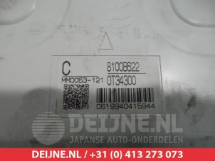 Mitsubishi Outlander Kilometerteller KM O304787 foto 3