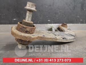 Mitsubishi Outlander Draagarm rechts-achter O384569 foto 2