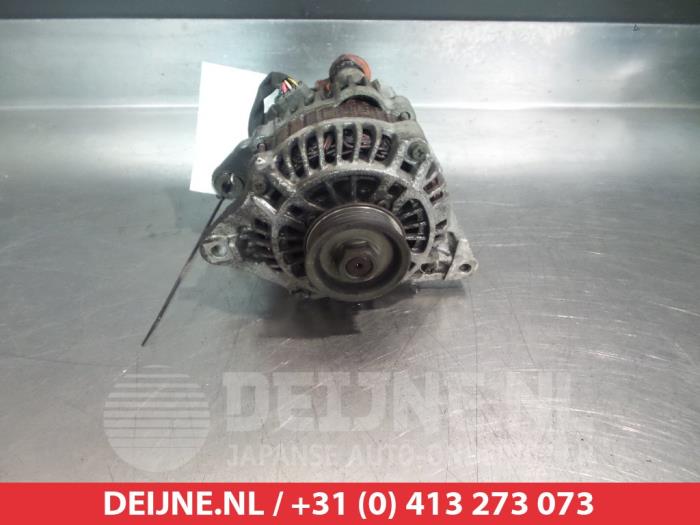 Gebruikte Dynamo Mitsubishi Galant Wagon (EA/EC) 2.0 16V Prijs € 35,00 Margeregeling aangeboden door V.Deijne Jap.Auto-onderdelen BV