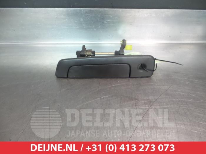 Mitsubishi Pajero Türgriff 2-türig links O277201