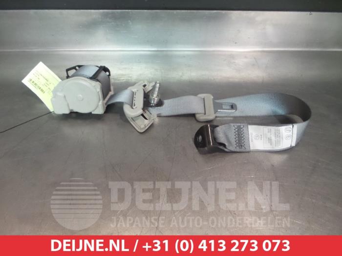 Toyota Prius Plus Rear seatbelt, left O315854