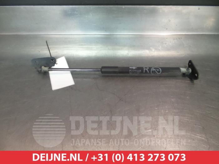 Toyota Auris Gasdemper rechts-achter O295492