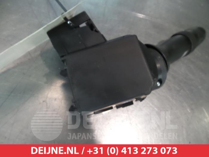 Toyota Avensis Ruitenwis Schakelaar O310441