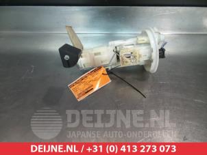 Gebruikte Brandstofpomp Elektrisch Daihatsu Cuore (L251/271/276) 1.0 12V DVVT Prijs € 35,00 Margeregeling aangeboden door V.Deijne Jap.Auto-onderdelen BV