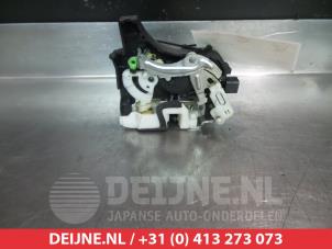 Mitsubishi Lancer Türschlossmechanik 4-türig links hinten O280307 foto 2
