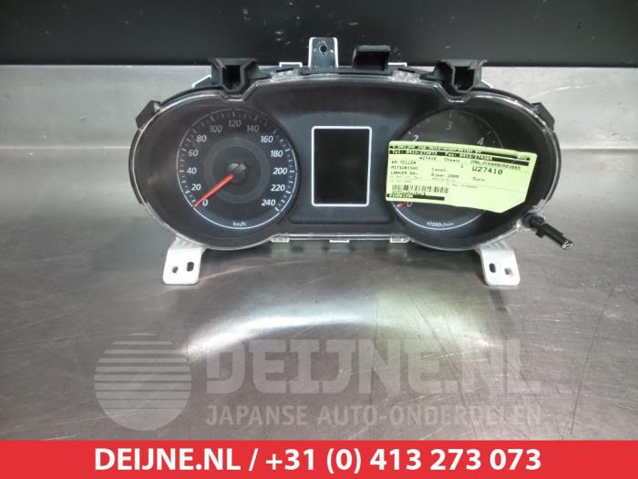 Mitsubishi Lancer Kilometerteller KM O304740