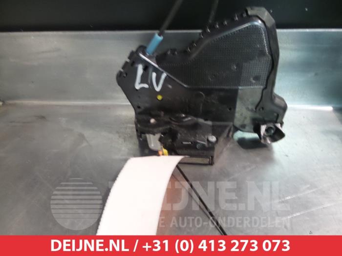 Suzuki Grand Vitara Deurslot Mechaniek 4Deurs links-voor O279818