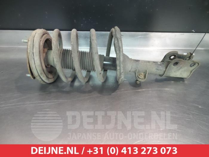 Hyundai Santafe Stoßdämpferstrebe links vorne O320470