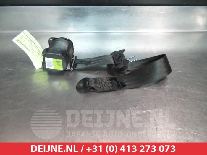 Kia Venga Rear seatbelt, left O315729