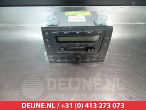Gebruikte Radio Mazda MPV (LW19/69) 2.0 16V Prijs op aanvraag aangeboden door V.Deijne Jap.Auto-onderdelen BV