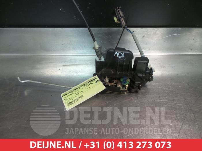 Kia Sorento Deurslot Mechaniek 4Deurs rechts-voor O280896