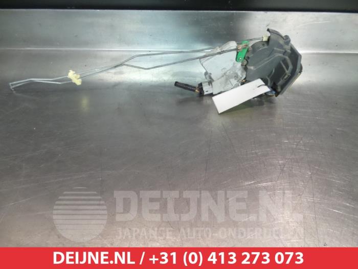 Nissan X-Trail Deurslot Mechaniek 4Deurs links-achter O280145