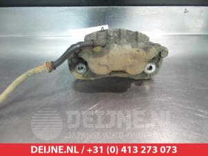 Mazda BT-50 Front brake calliper, right O325837 photo 2