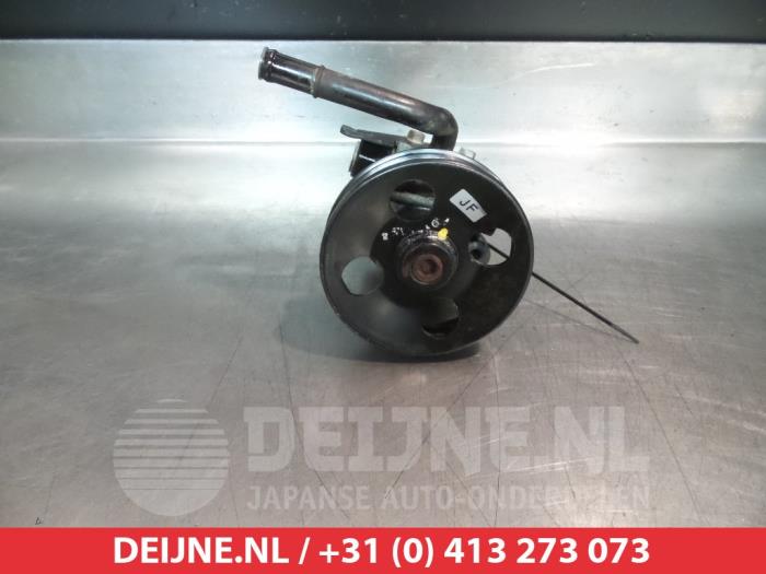 Kia Carens Power steering pump O331298