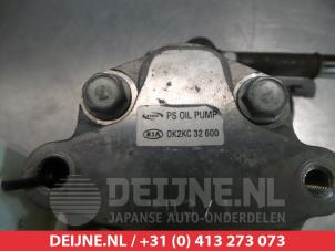 Kia Carens Lenkkraftverstärker Pumpe O331298 foto 3