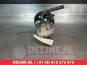 Kia Carens Lenkkraftverstärker Pumpe O331298 foto 2