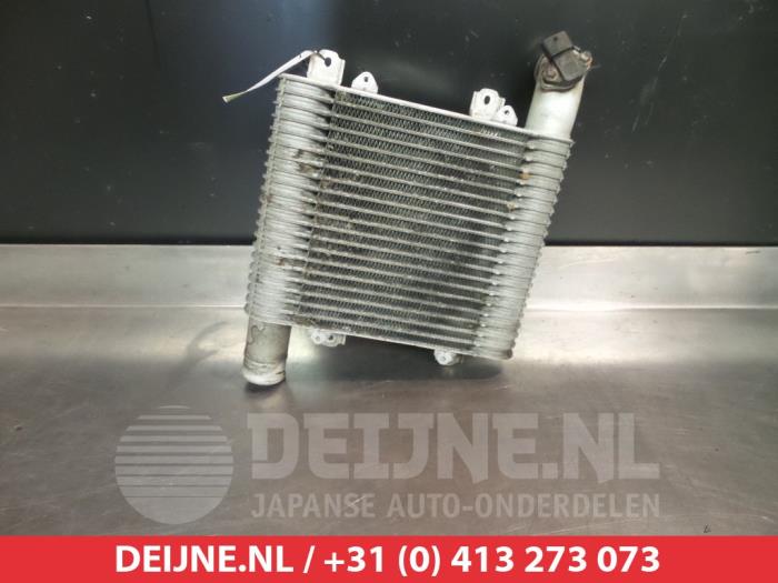Gebruikte Intercooler Kia Carens II (FJ) 2.0 CRDI 16V VGT Prijs € 75,00 Margeregeling aangeboden door V.Deijne Jap.Auto-onderdelen BV