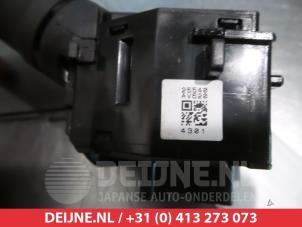 Nissan Almera Tino Licht Schakelaar O306800 foto 2