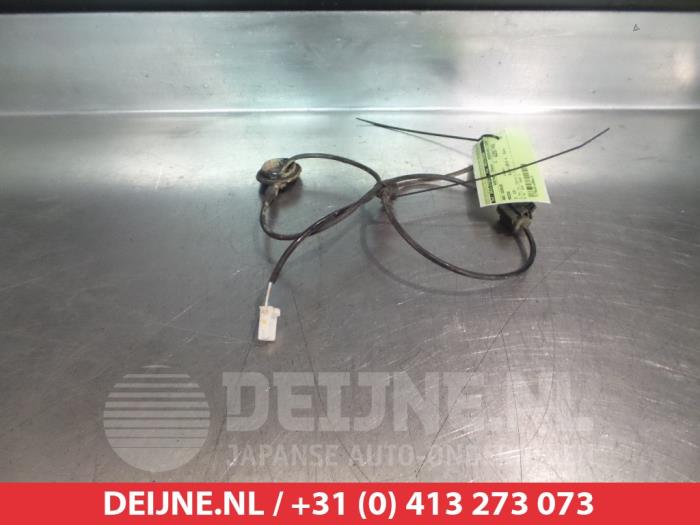 Mazda 3 ABS Sensor O327067