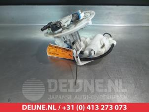 Gebruikte Brandstofpomp Elektrisch Toyota iQ 1.0 12V VVT-i Prijs € 45,00 Margeregeling aangeboden door V.Deijne Jap.Auto-onderdelen BV