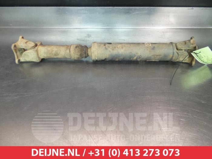 Nissan King Cab 4x4 front intermediate driveshaft O317166