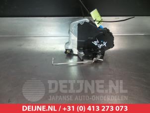 Toyota Avensis Deurslot Mechaniek 4Deurs rechts-voor O281252 foto 2