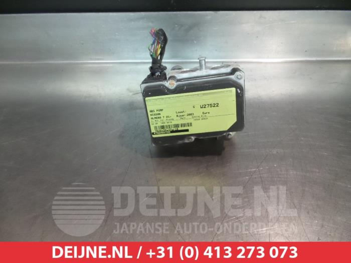 Nissan Almera Tino ABS Pomp O337611