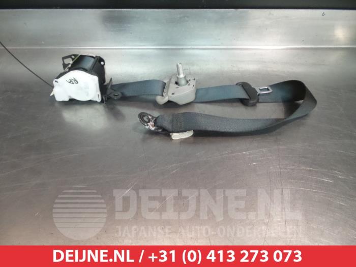 Toyota IQ Sicherheitsgurt rechts hinten O316090