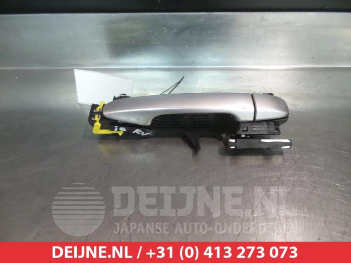 Toyota IQ Türgriff 2-türig rechts O277458