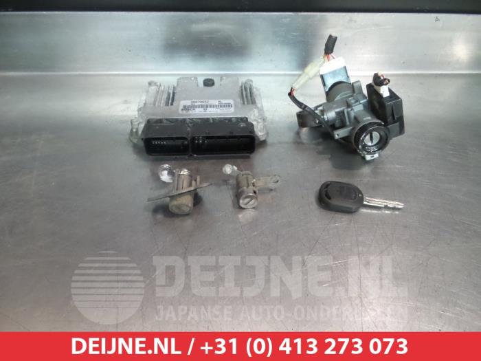 Chevrolet Lacetti Engine management computer O343971
