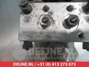Daihatsu Trevis ABS pump O338255 photo 3