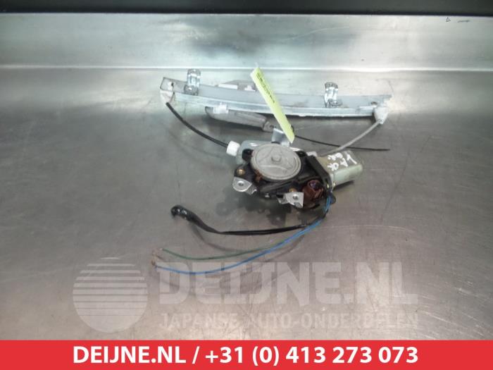 Nissan Murano Ruitmechaniek 4Deurs links-achter O290465
