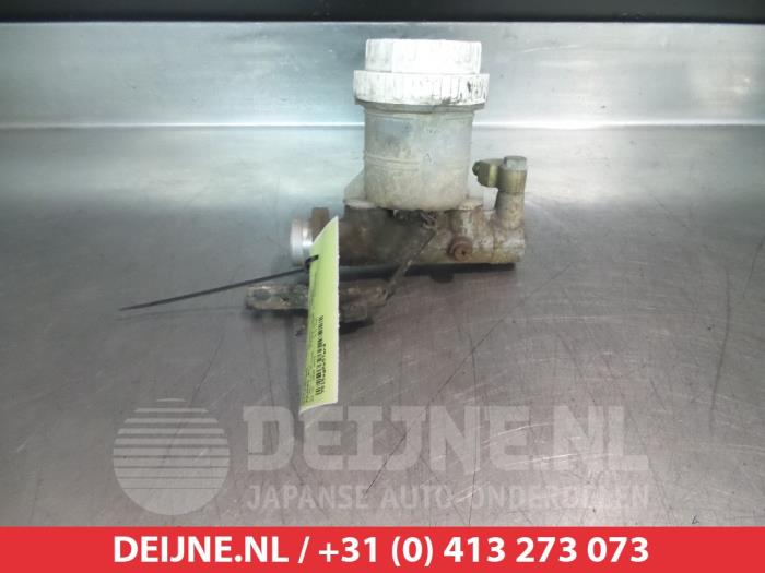 Mitsubishi Pajero Hauptbremszylinder O336817