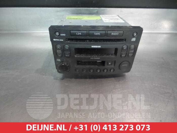 Nissan 350 Z Radio O312986