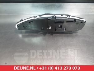 Toyota Verso Tacho - Kombiinstrument KM O305240 foto 2