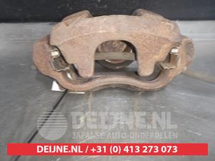 Toyota Avensis Front brake calliper, right O326981 photo 3