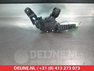 Kia Picanto Rear wiper motor O301142 photo 2