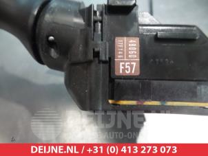 Toyota Rav-4 Scheibenwischer Schalter O310369 foto 2