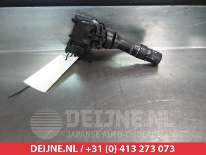 Toyota Avensis Ruitenwis Schakelaar O310435
