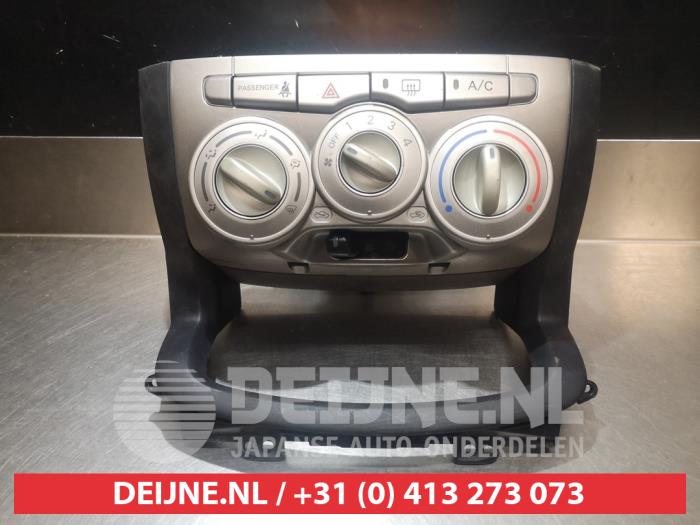 Subaru Justy Heizung Bedienpaneel O305758