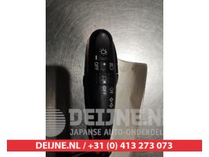 Subaru Justy Licht Schalter O306875 foto 2