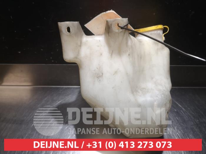 Subaru Legacy Ruitensproeiertank voor O340548