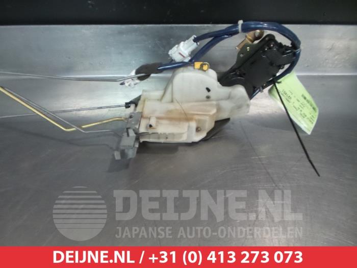 Suzuki Liana Türschlossmechanik 4-türig rechts vorne O281141