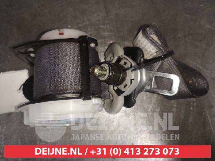 Suzuki Liana Veiligheidsgordel links-achter O315798