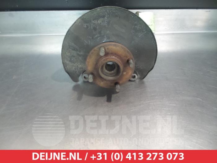 Suzuki Liana Achsschenkel rechts vorne O324034